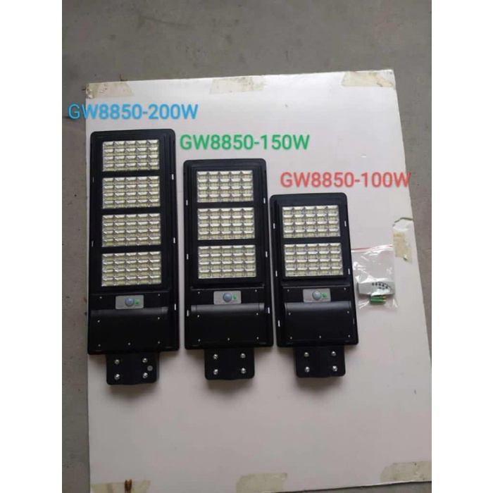 lampu jalan solar cell 100w lampu jalan solar cell all in one 100 watt