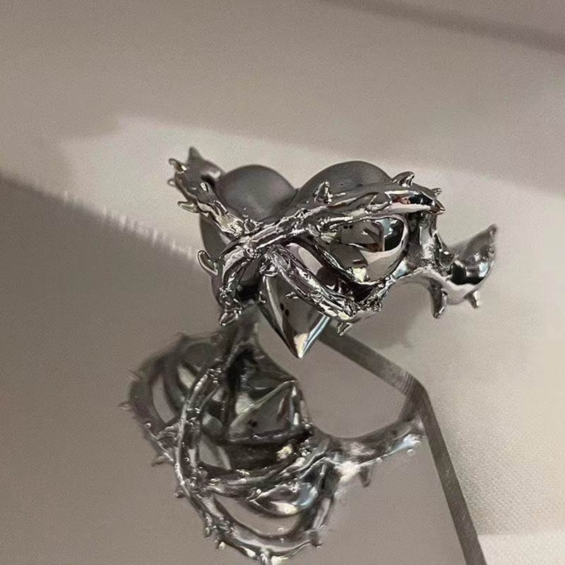 Mode Baru Kreatif Punk Gothic Duri Gothic Punk Cinta Hati Cincin Vintage Terbuka Cincin Untuk Wanita Pesta Perhiasan Pertunangan Pernikahan Hadiah
