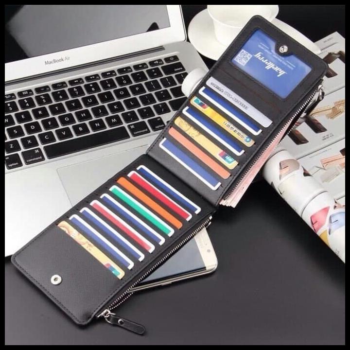 

Dompet Kartu - Dompet Komplit Untuk Kartu Dan Uang