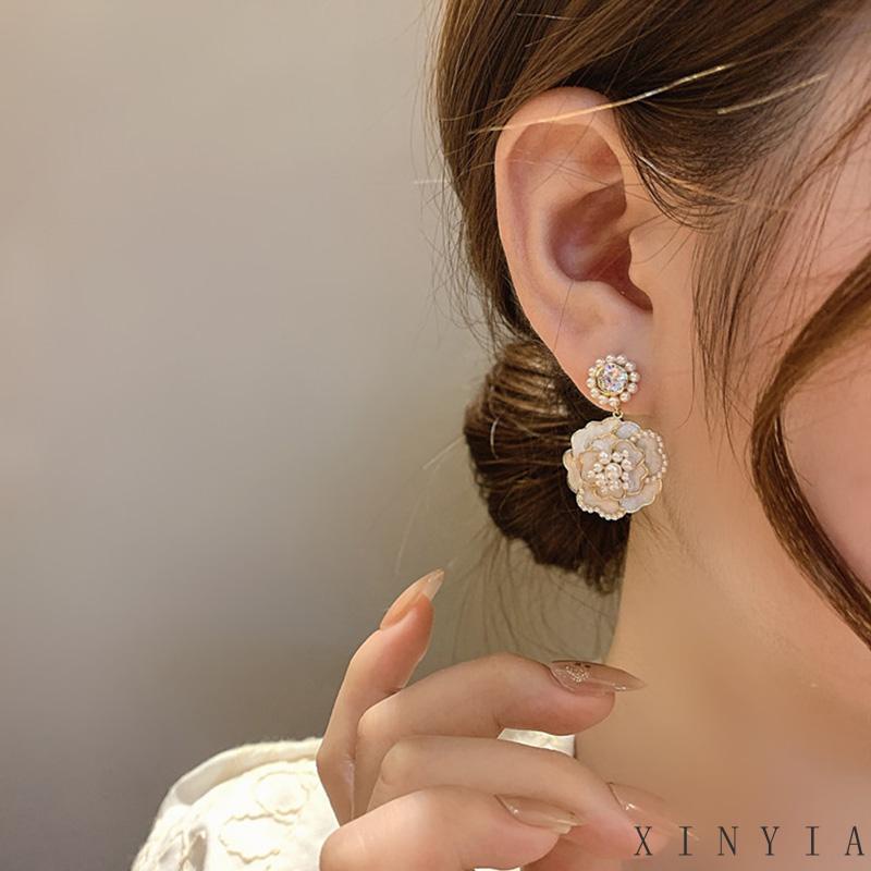 【Bayar di tempat】925 Perak Vintage Mutiara Anting Tusuk Gantung Wanita Desain Bunga Kamelia Hitam Putih Hias Berlian Imitasi Gaya Klasikelegan Untuk Pesta