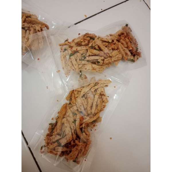 

Basreng Bandung pedas daun jeruk