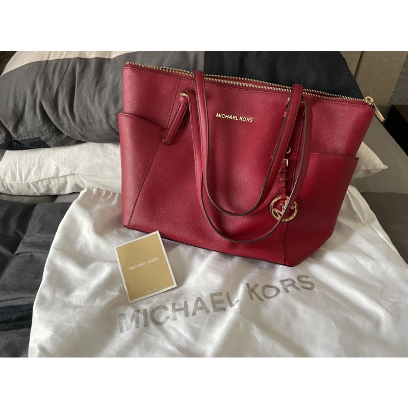 Michael Kors Jet set tote Saffiano Red PRELOVED