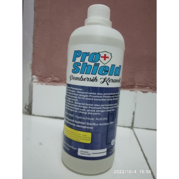 CAIRAN PEMBERSIH KAMAR MANDI KERAK KERAMIK YANG MEMBANDEL CAIRAN HCL