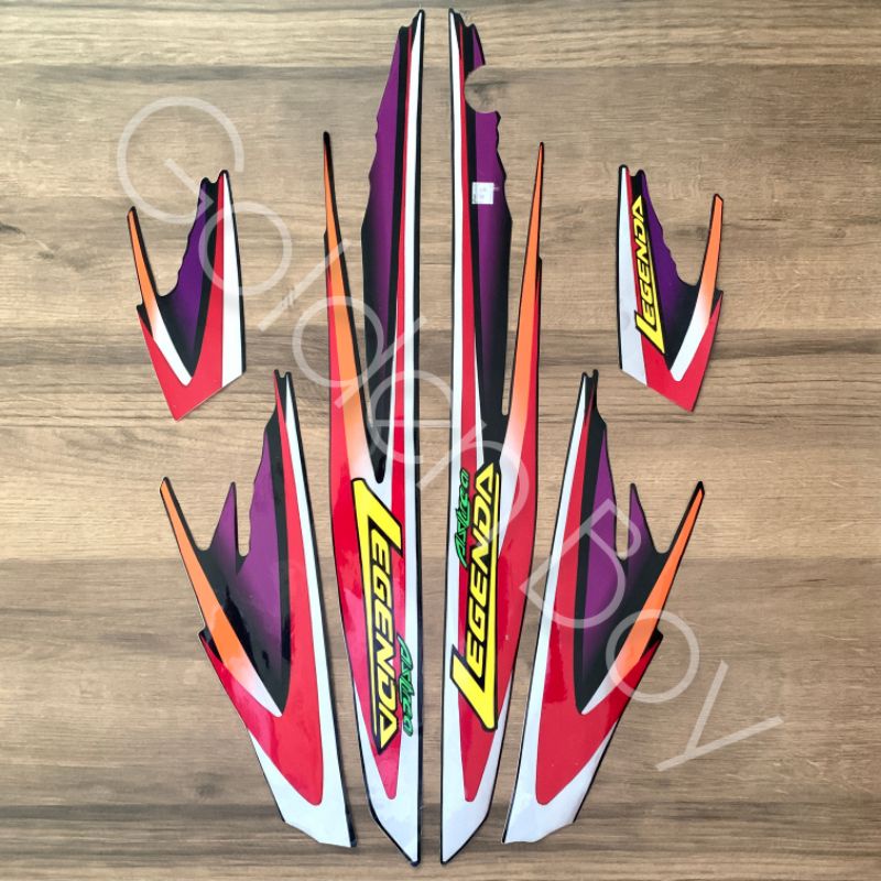 Striping sticker stiker list body honda astrea legenda 1 Lis Body astrea legenda 1 Hitam Merah