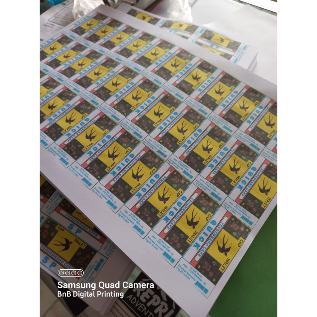 

PRINT DOKUMEN SKRIPSI MAKALAH BUKU TUGAS SOAL FULL WARNA A4 F4 ANTI AIR TINTA PIGMENT