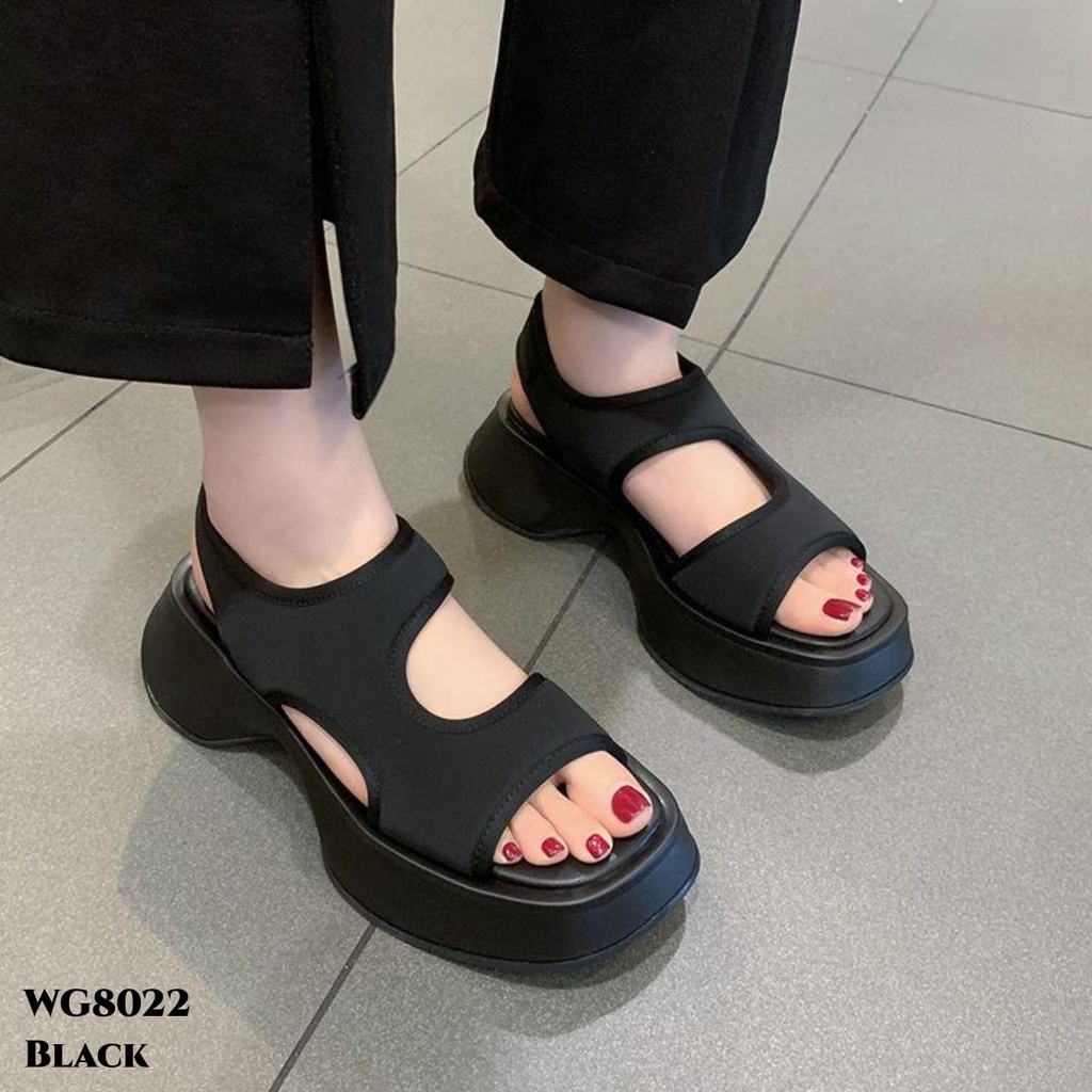 WYN WEDGES SANDALS FASHION KOREA MODEL SANTAI COCOK BUAT JALAN2 WG8022