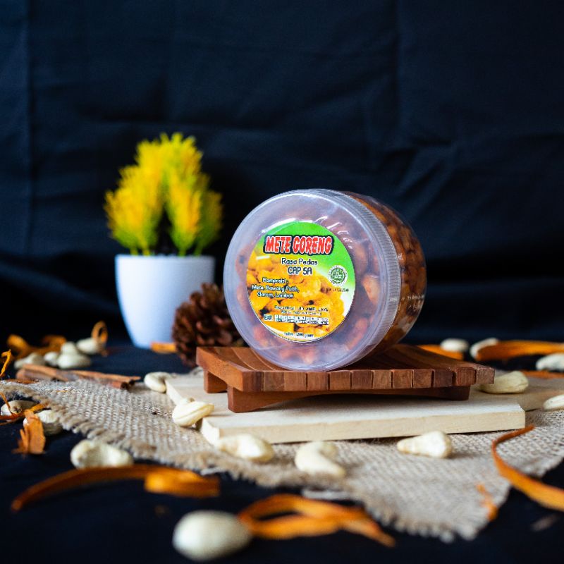

mete goreng rasa pedas manis toples 200 gram