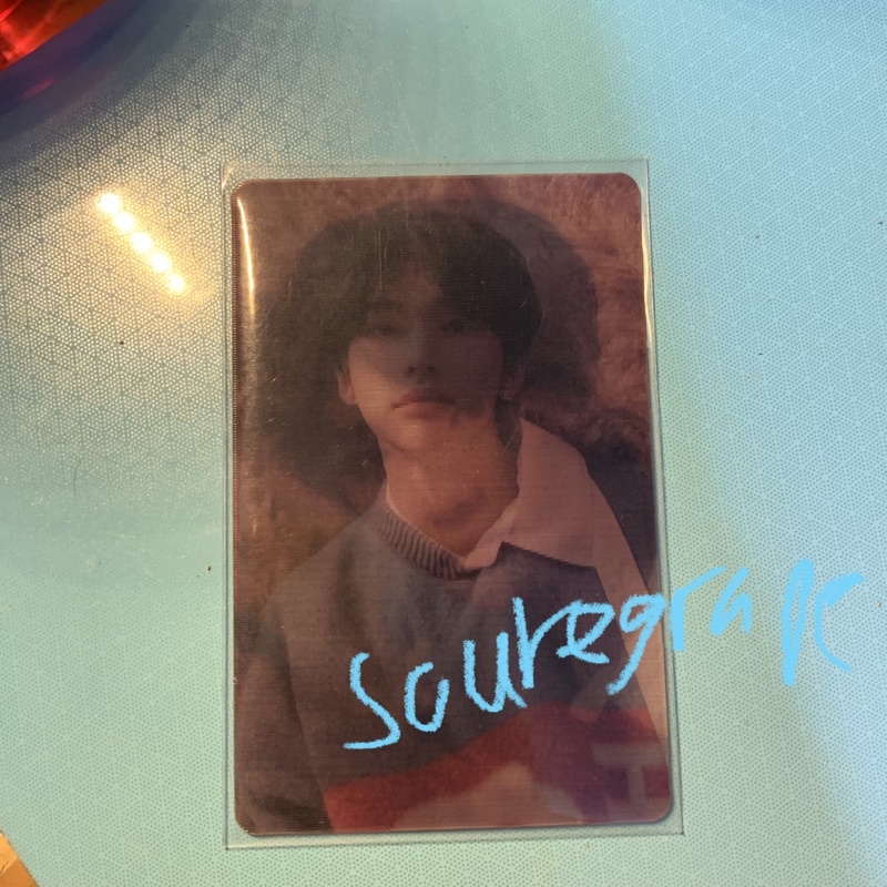 lenti levanter hyunjin [ booked ]