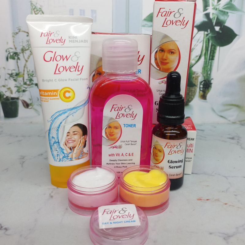 (VIT C) PAKET FAIR LOVELY 5IN1 FACIAL FOAM VIT C