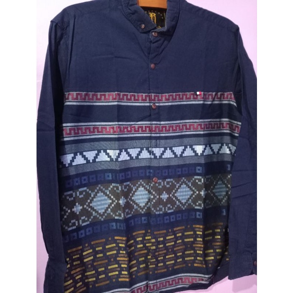 kemeja Pria Corak Blue Navy Riverside