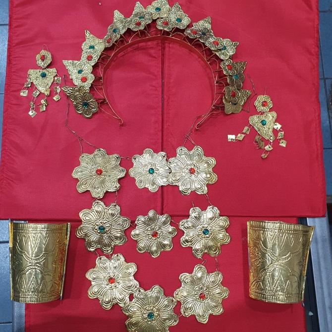 Perhiasan Baju Bodo Adat Makasar / Aksesoris Baju Bodo Adat Bugis