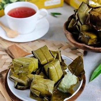 

Tape ketan Daun jambu Air isi 50pcs - Tape ketan Kuningan