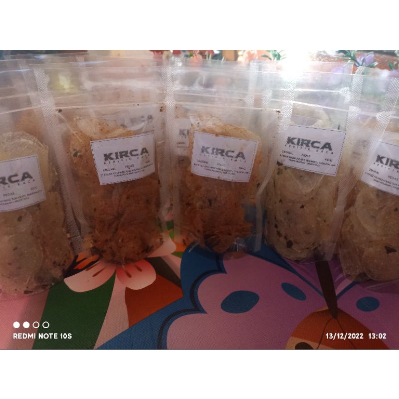 

Keripik kaca 10pic original dan pedas