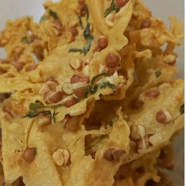 

Peyek