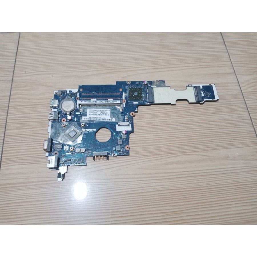 Motherboard Mobo Mainboard Notebook Acer Aspire One 722 AO722