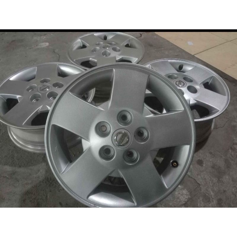 velk mobil bekas serena ct 2007