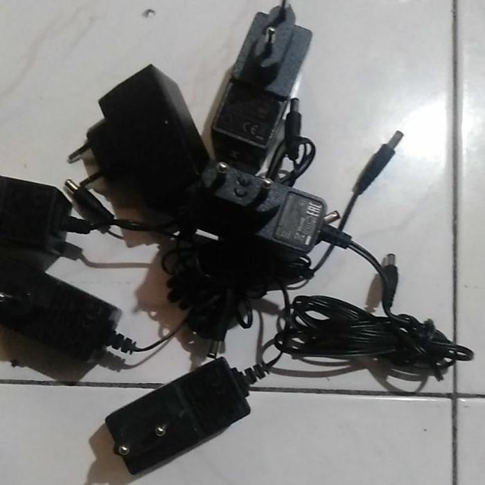 TERBARU  Adaptor 9 volt