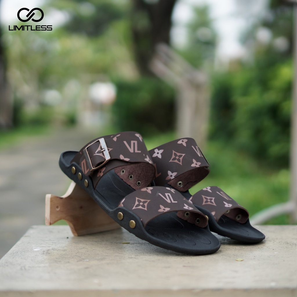 Sandal Selop Premium Casual Fashionable Sendal Slop Cowok Kekinian Ringan Sandal Slip On Pria Terbaru