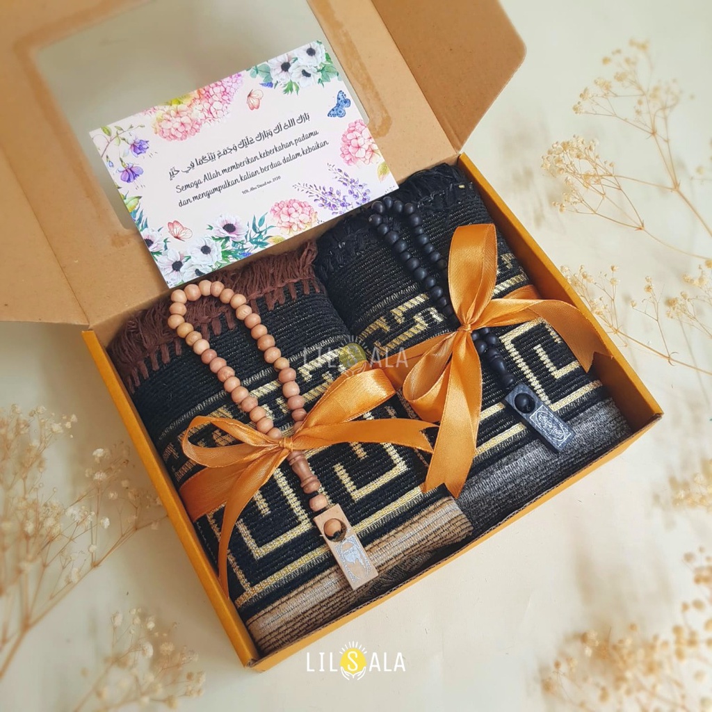 [BCRTG2] HAMPERS KADO PERNIKAHAN  KADO PENGANTIN SAJADAH TURKI COUPLE  FREE TASBIH PACKING BOX