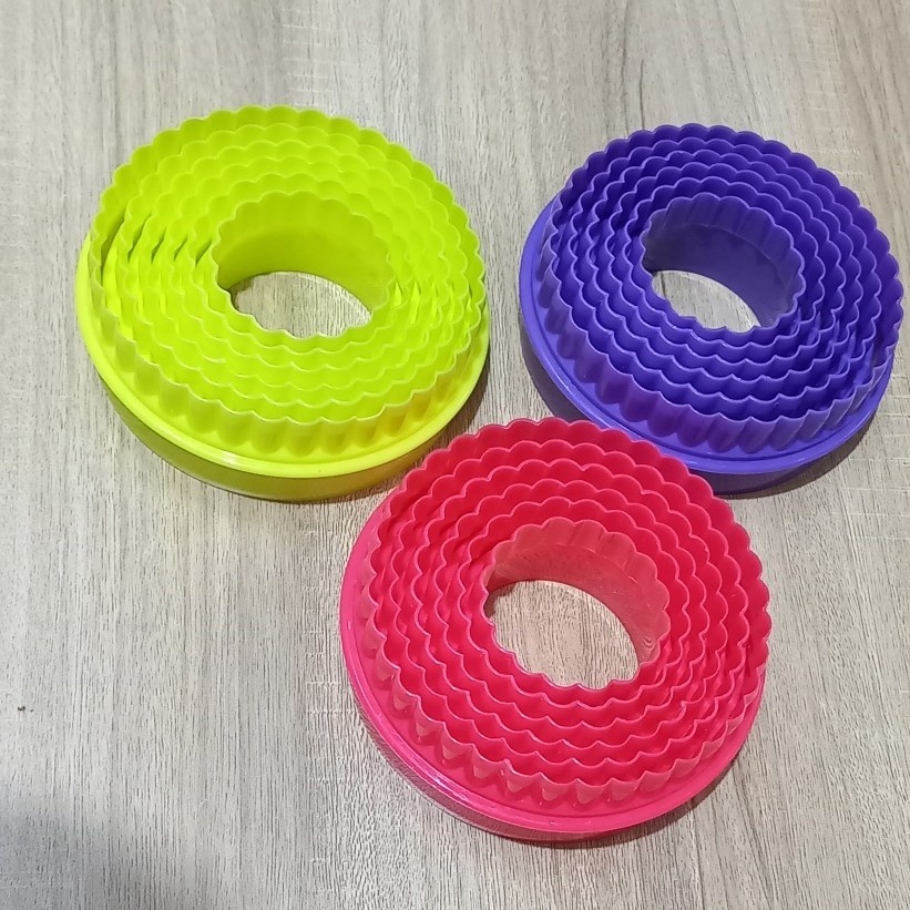 Ring Cutter Set 6Pcs Bulat Plastik Cetakan Kue 2 Sisi