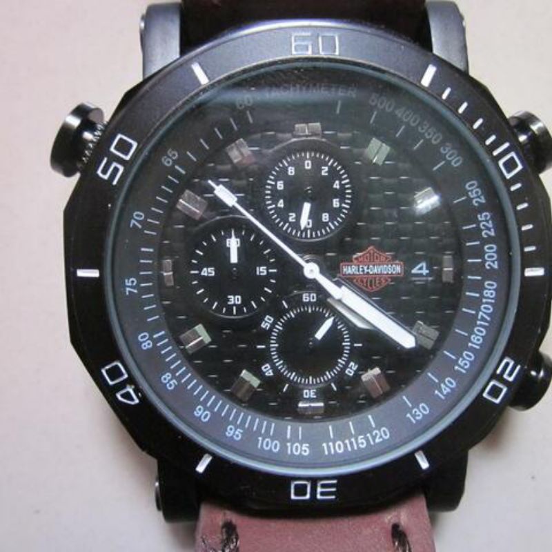 jam tangan Harley-Davidson