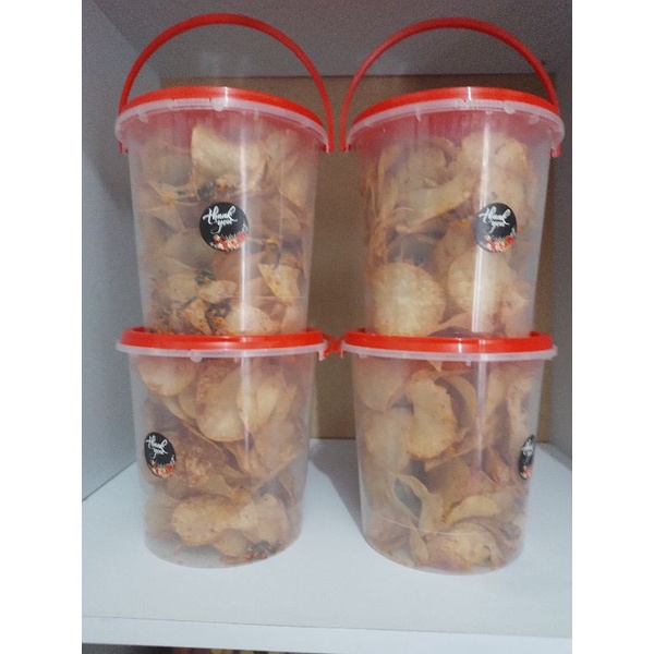 

kripik singkong pedas daun jeruk kemasan ember
