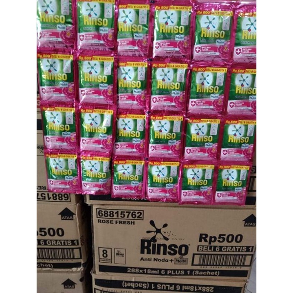 [PROMO] RINSO MOLTO Anti Noda Detergent Cair Sachet 1 Dus isi 288pcs (Kemasan Baru)