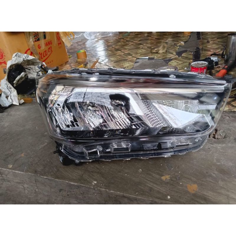 headlamp daihatsu rocky 2021 2022