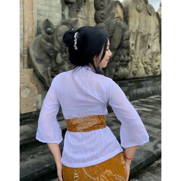 kebaya jadi bahan saten silk,kby uragiri