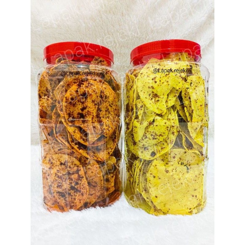 

Kerupuk Opak / Opak Vegetarian Khas Selatpanjang 1 Toples