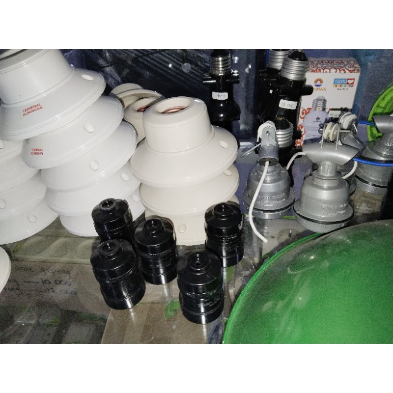 SEMUA FITTING LAMPU/TEMPAT LAMPU GANTUNG/FITTING LAMPU TIDUR/FITTING LAMPU KOTAK/BULAT/