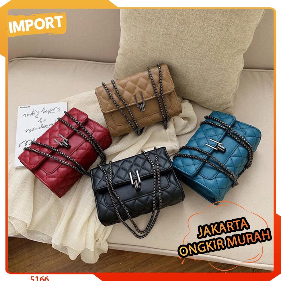 JAKARTA A 12506 / C 5166 / D 1666 / F 3631 / E 7223 / E 7269 / A 2644 / B 3009 TAS SELEMPANG