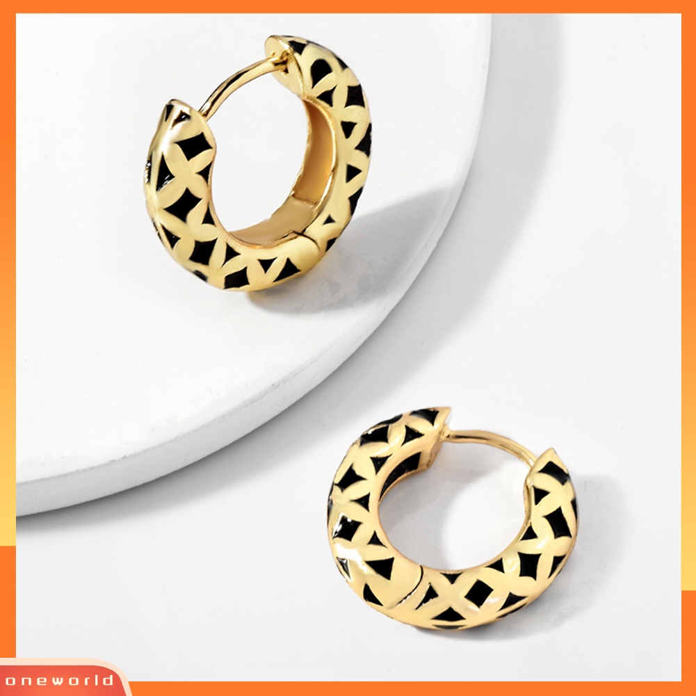 [WONE] 1pc Ukir Pola Geometris Blok Warna Enamel Huggie Anting Wanita Perhiasan
