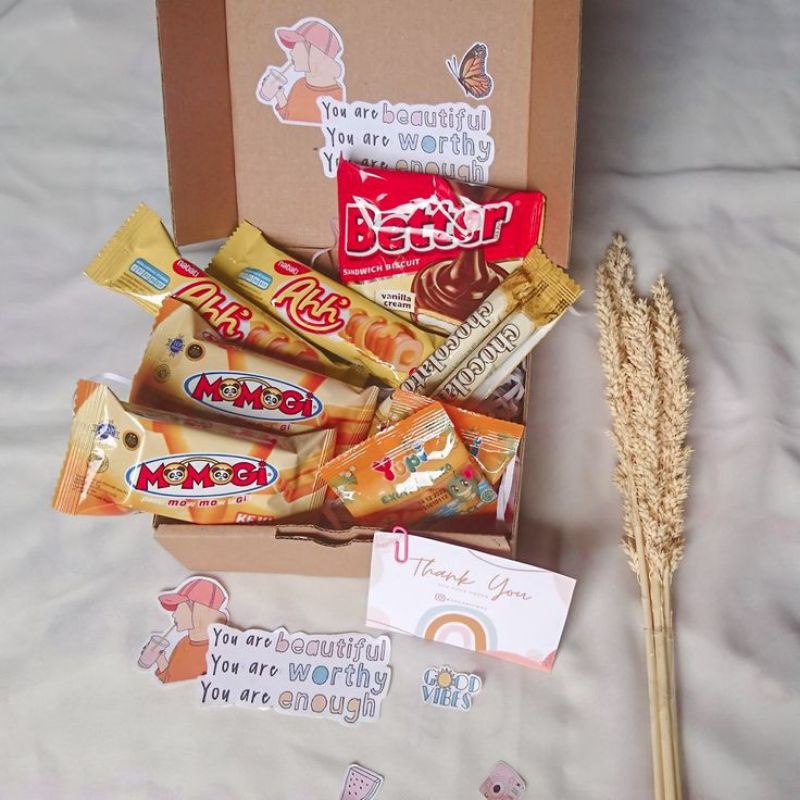 

Snack Hampers Snack Box Gift Box Kado Ulang Tahun