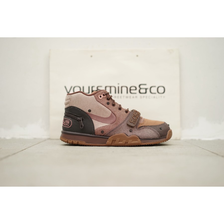 Nike Air Trainer 1 x Cactus Jack Travis Scott Light Chocolate