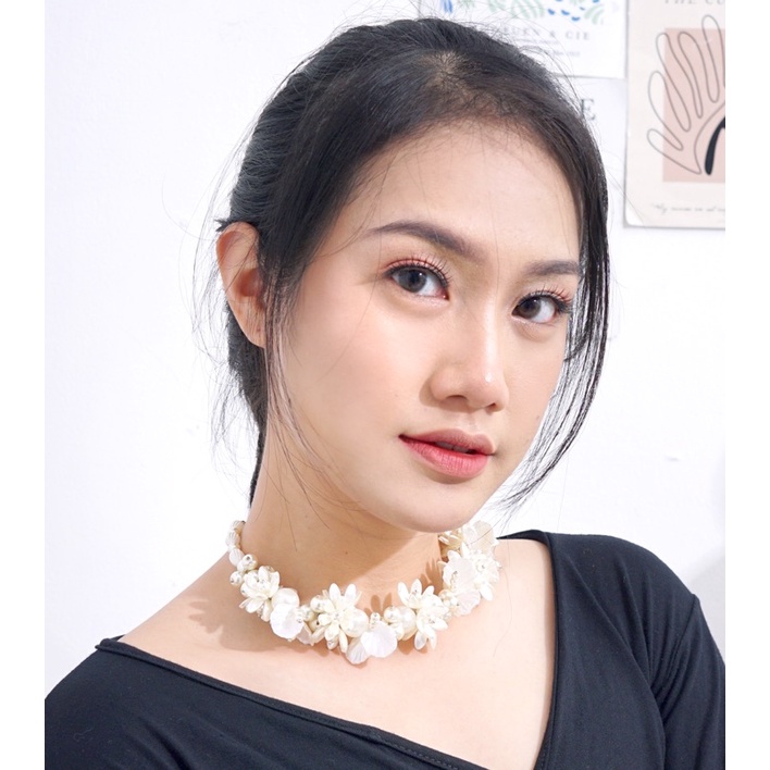 Broken White Necklace Series kalung hijab friendly