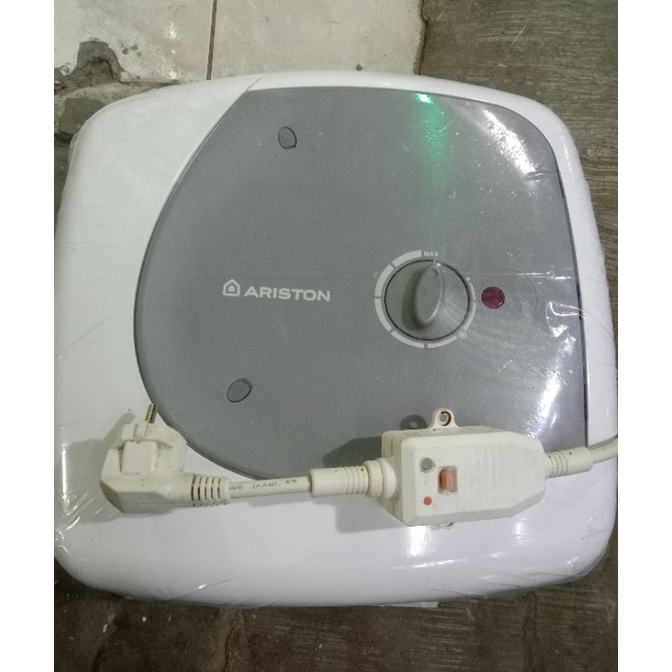 water heater Ariston 15 liter