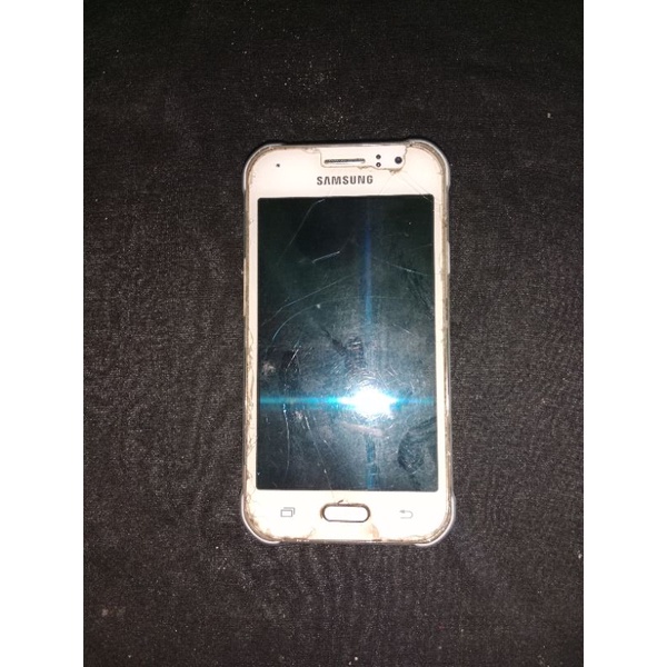 MESIN HANDPHONE ANDROID BEKAS SCODN NORMAL MODEL SAMSUNG J111F/DS