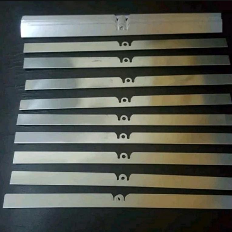 

SENG KLEM 32,5CM KLEP KLIP KALENG PENJEPIT KALENDER DINDING 32,5 CM A3+ WALL CALENDAR CLAMP TERLARISS...,,,,,