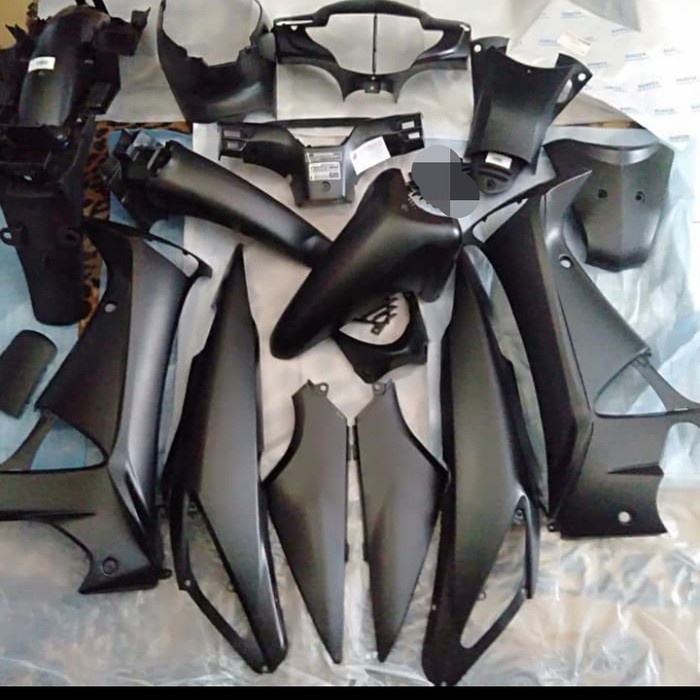 BIG SALE full set satu motor full body supra x 125 lama hitam doff