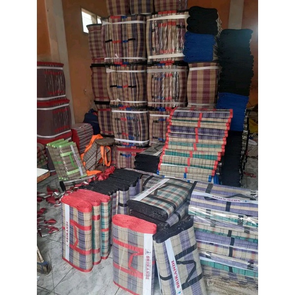 Tikar Lipat / Tikar Santai / Tikar Lesehan / Tikar Piknik Songket Mendong Ukuran 2m x 3m