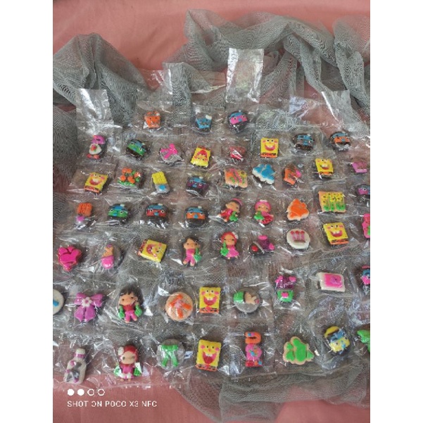 

Coklat Karakter Random isi 10pcs/COKLAT KARAKTER