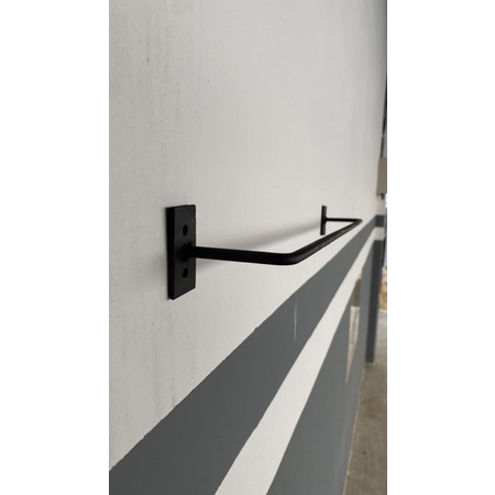 gantungan handuk kamar mandi minimalis