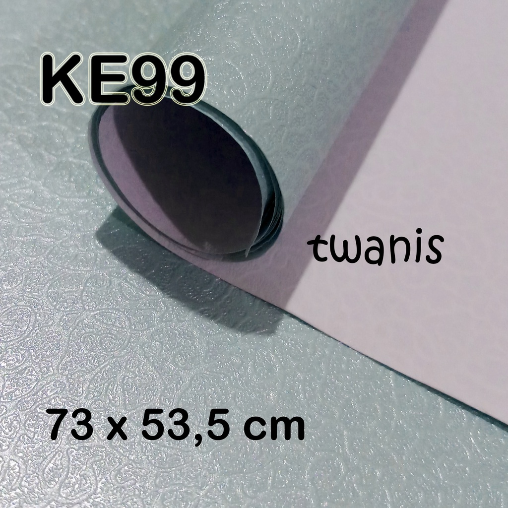 

Kertas Emboss hijau telur asin pembungkus hampers eksklusif (isi 10 lembar)