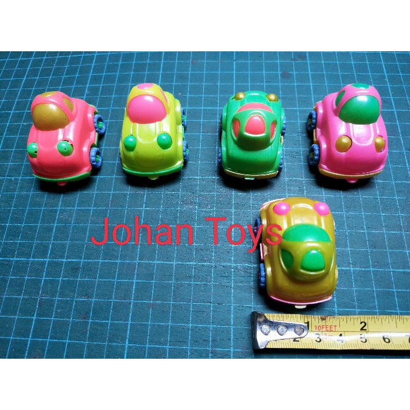 Mobil Kumbang 6 Cm isi 100Pcs