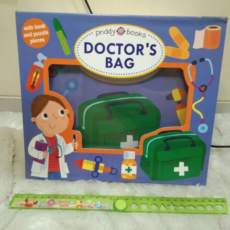 Buku anak boardbook Boxset Priddy Books Let's Pretend DOCTOR'S BAG