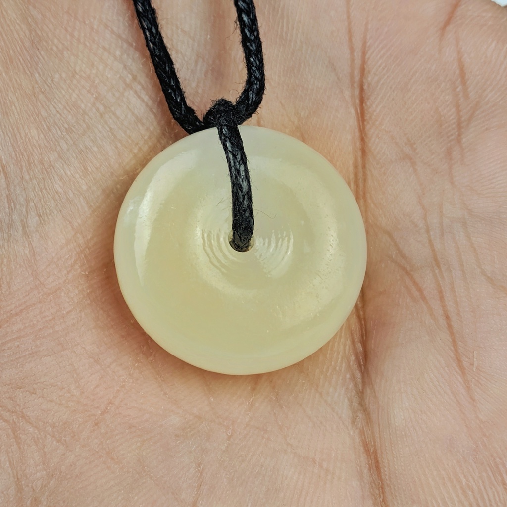 Natural Liontin Giok Afghanistan &amp; Black Jade Tembus Senter Original