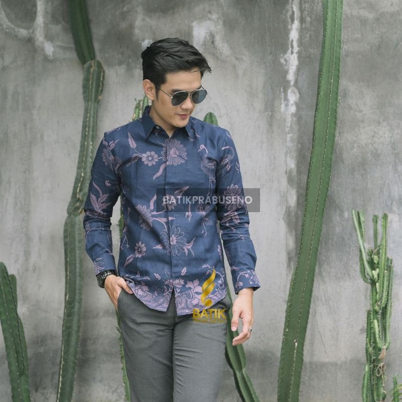 Kemeja Batik Pria Slimfit Model Terbaru Lapis Furing / Kemeja Batik Pria Modern