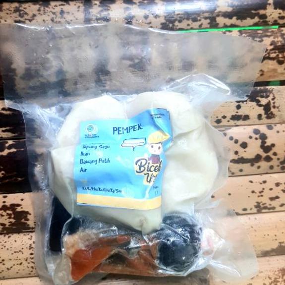 

⇘ Pempek Bicek Utik ↴