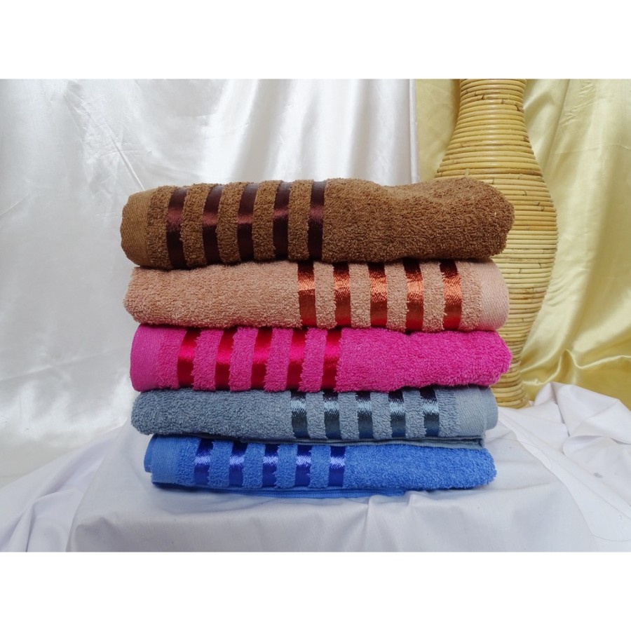 HANDUK POLOS MOTIF GARIS / HANDUK KECIL UKURAN 50 X 100 CM